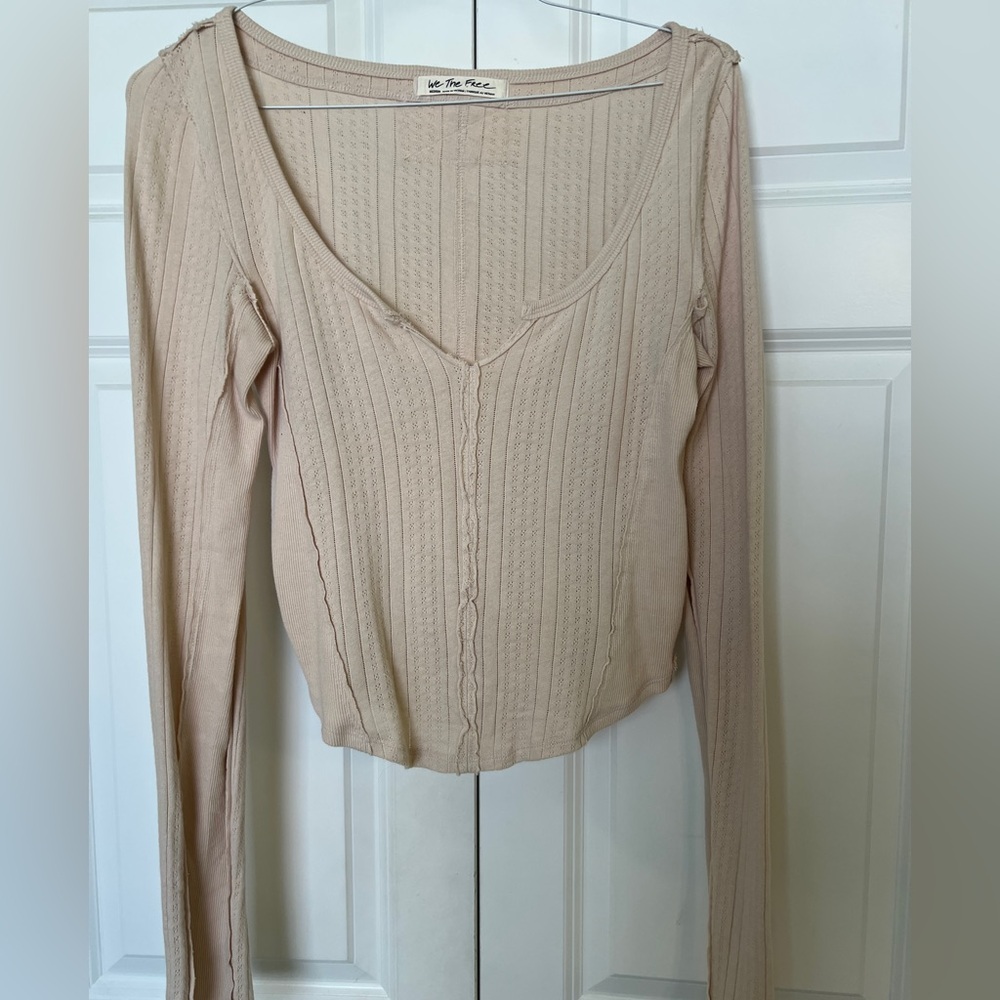 We The Free Cream V-Neck Blouse. Sexy! Size Medium
